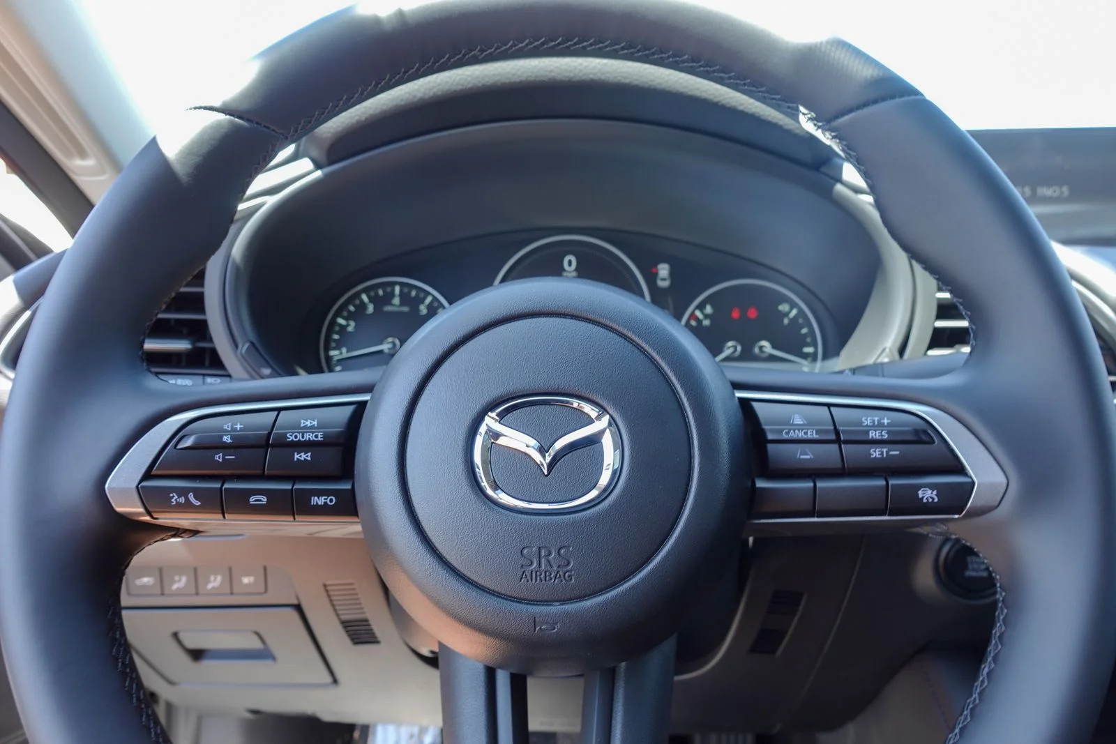 New 2026 Platinum Quartz Metallic Mazda 2.5 S Preferred image 18