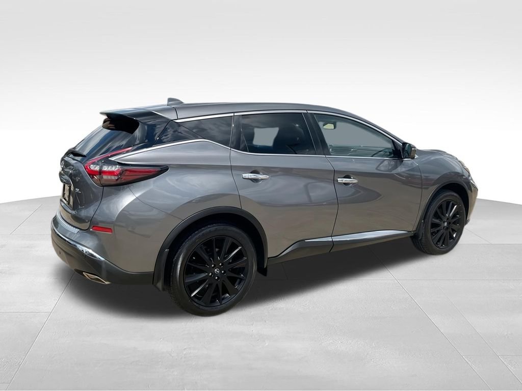 Used 2023 Gray Nissan SL image 8