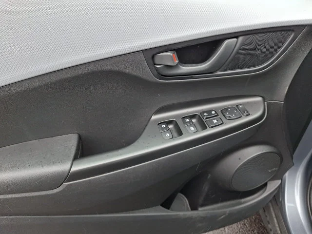 Used 2021 Silver Hyundai SEL Plus image 12