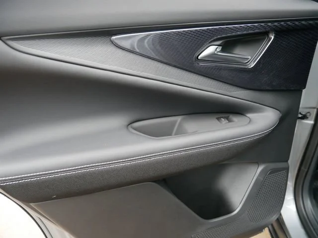 2025 Chevrolet Blazer EV LT - Photo 13