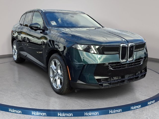 New 2027 Vancouver Green Metallic BMW  image 3