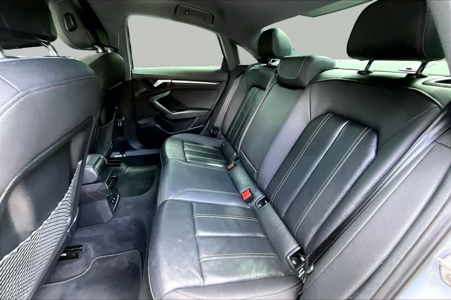 Used 2022 Florett Silver Metallic Audi Premium image 21