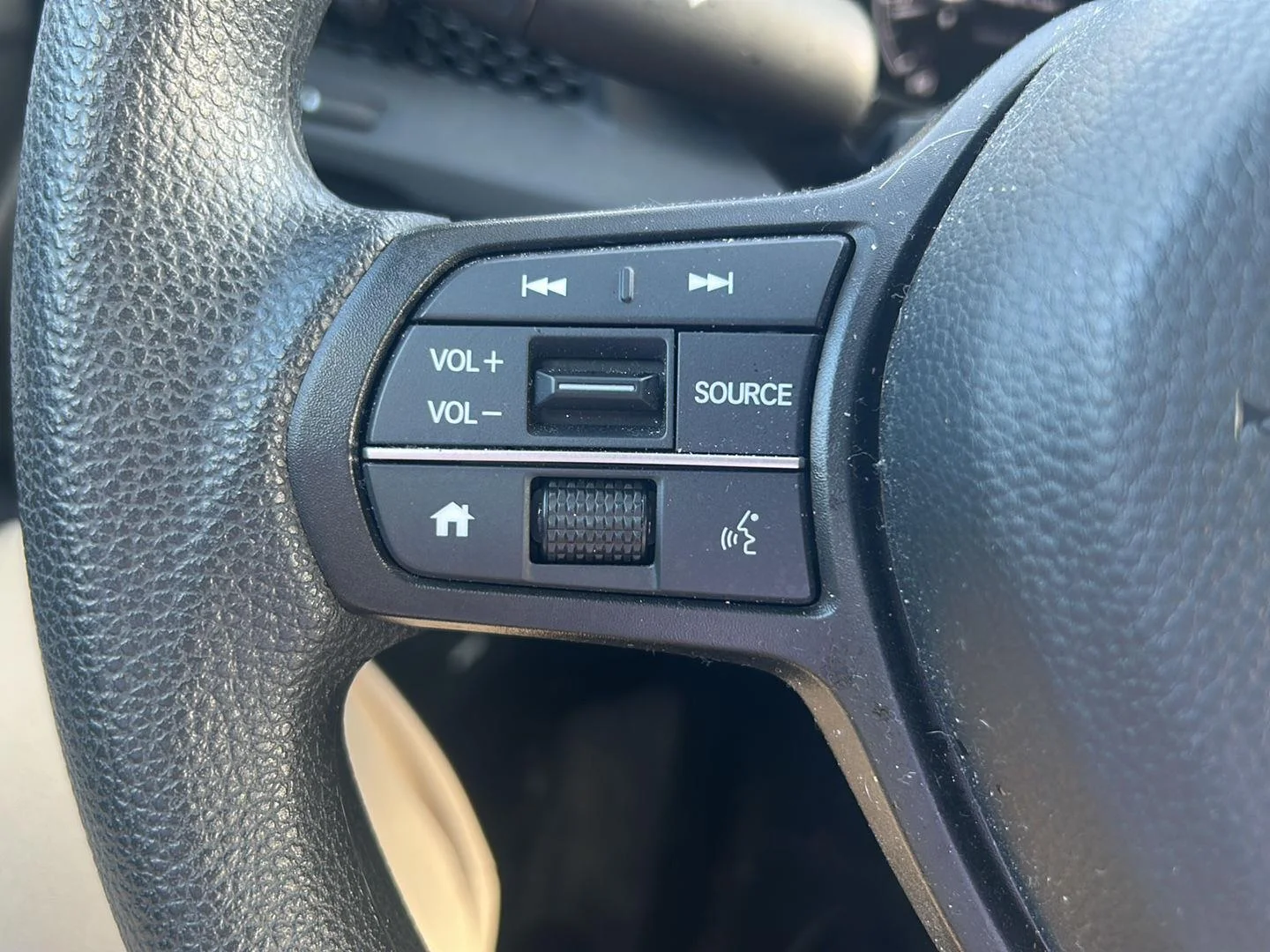 Used 2025 Canyon River Blue Metallic Honda EX image 16