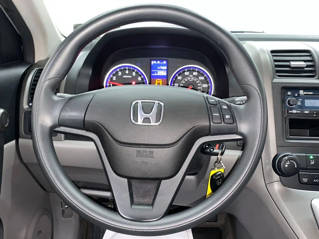 Used 2011 White Honda LX image 22