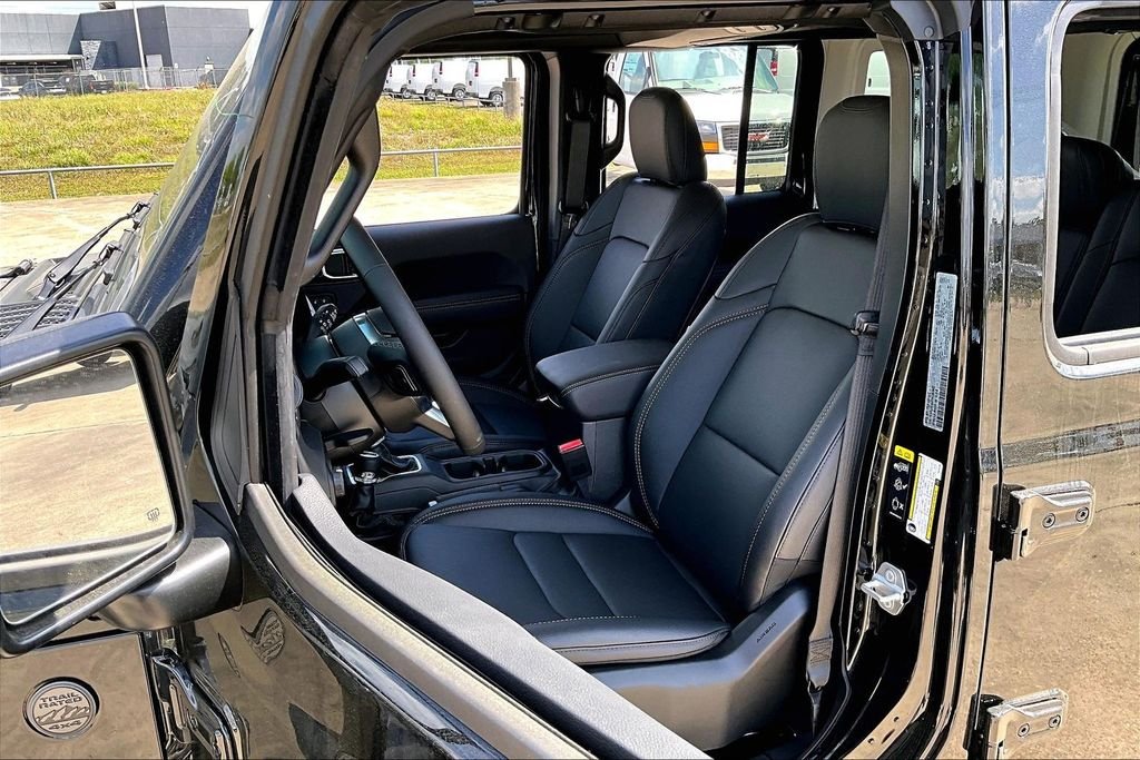 New 2026 Jeep Wrangler Sahara 4D Sport Utility