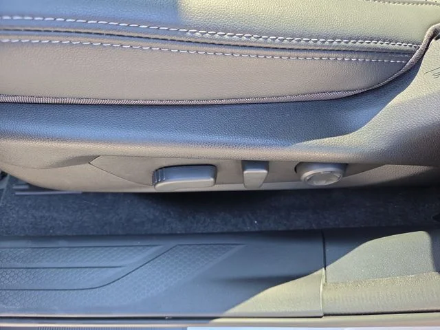2026 Subaru Outback Touring XT - Photo 12