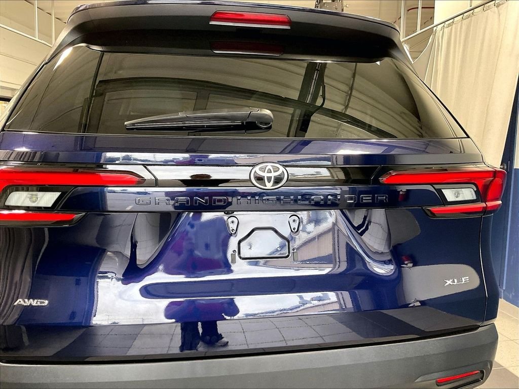 Certified Used 2026  Toyota XLE image 30