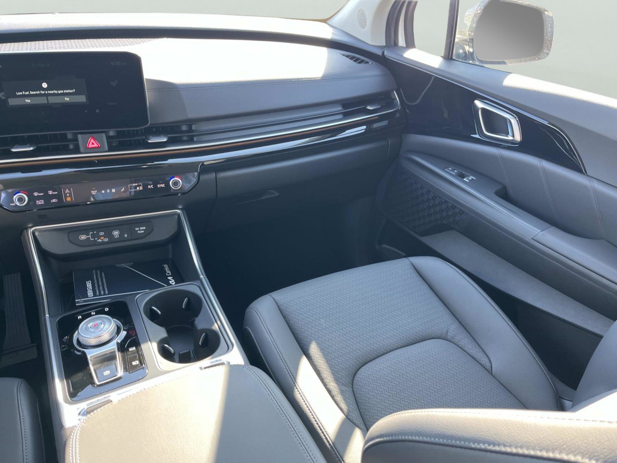 New 2026 Snow White Pearl Kia SX Prestige image 13