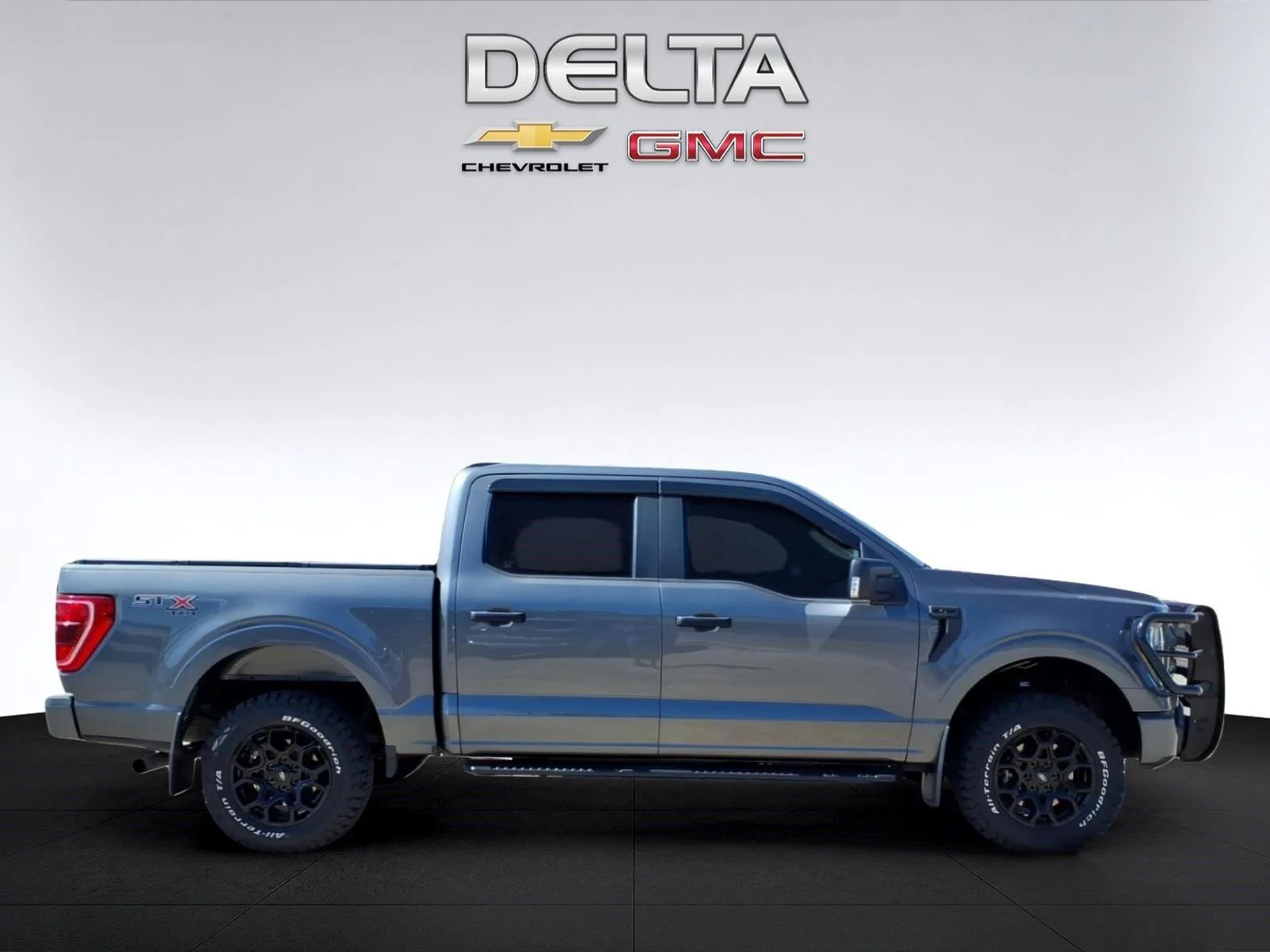 Used 2023 Carbonized Gray Ford XL image 6