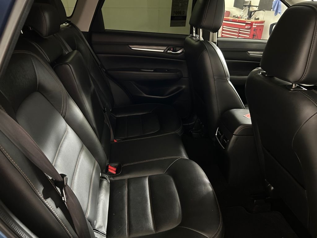 Used 2021 Blue Mazda Grand Touring Reserve image 17