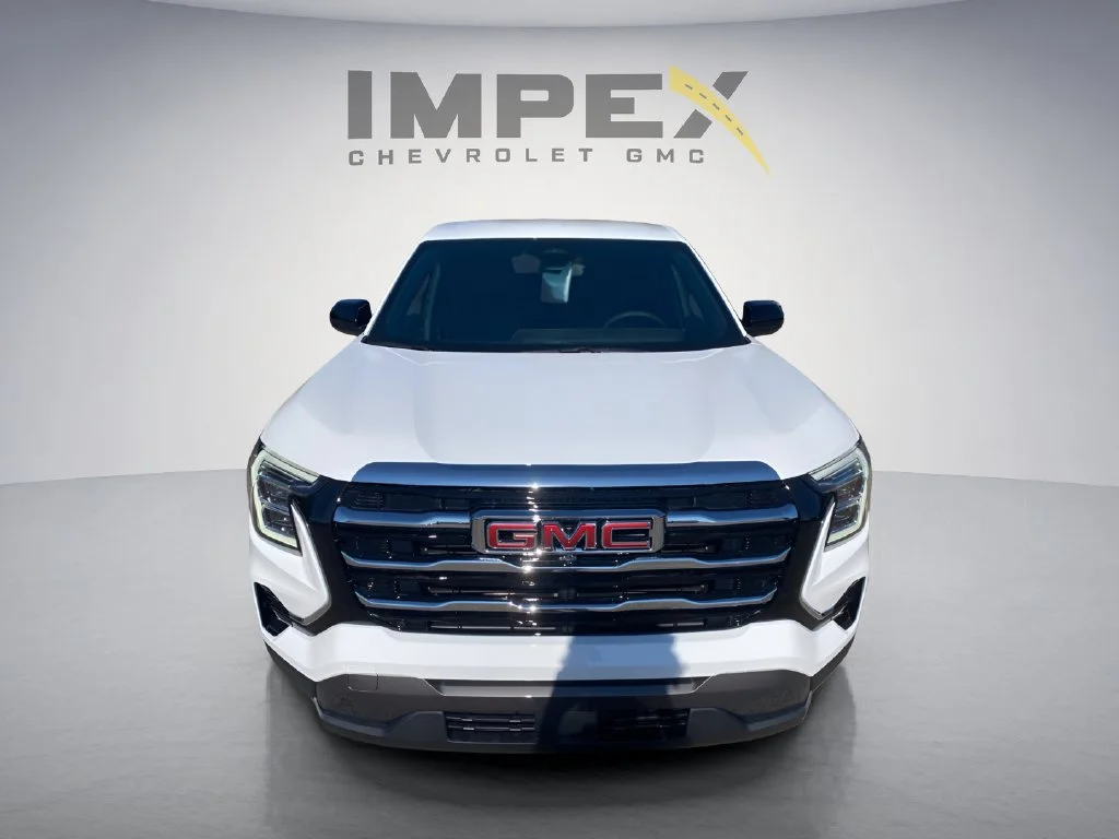 New 2027 Summit White GMC Elevation image 8