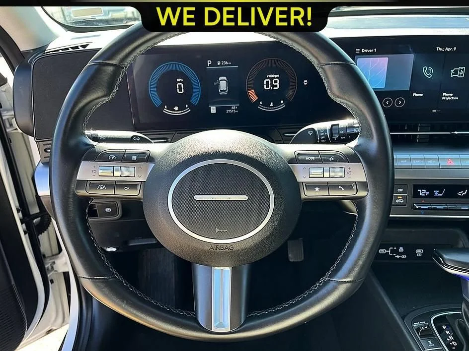 Used 2025 White Hyundai SEL image 10