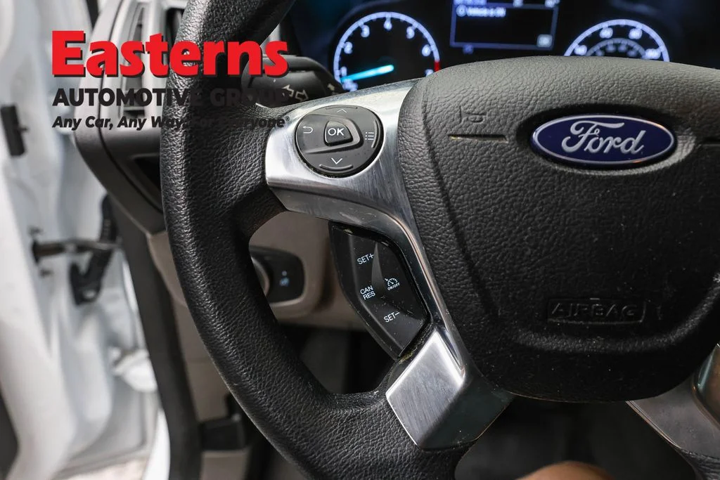 Used 2022 White Ford XL image 15