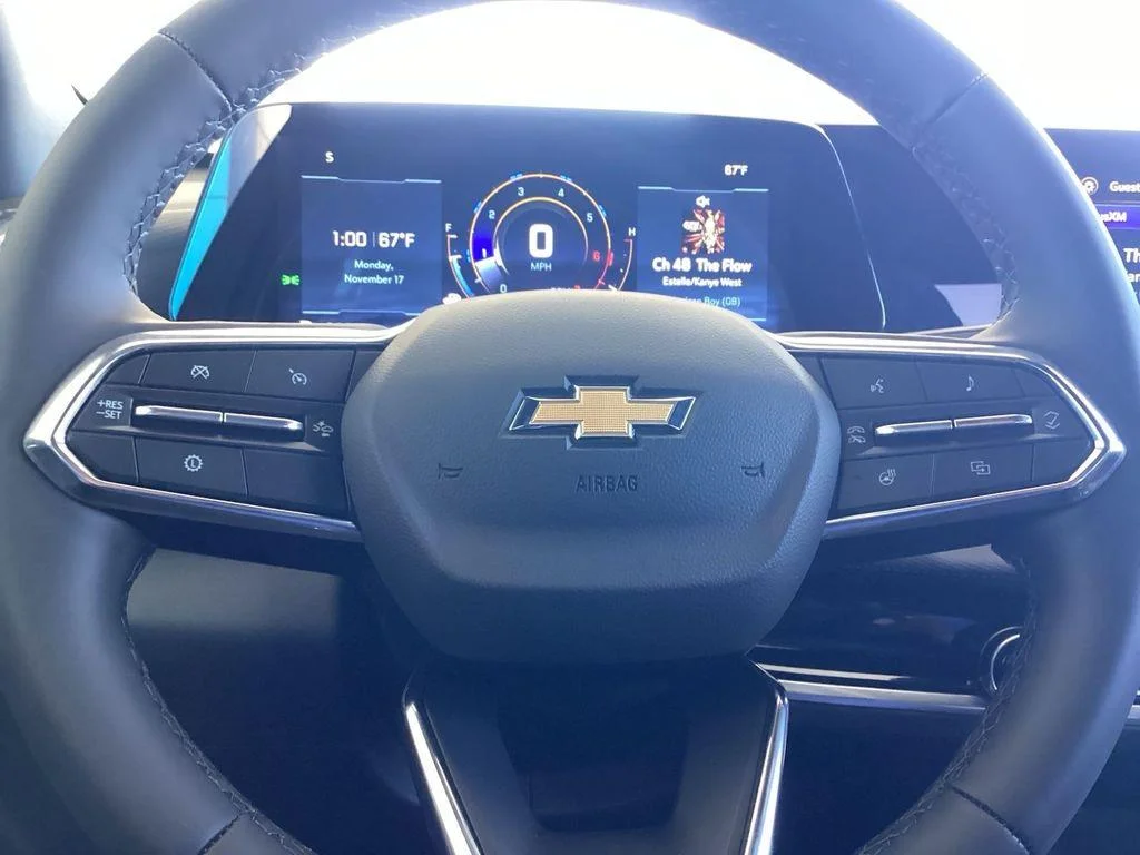 New 2026 Summit White Chevrolet LT image 10