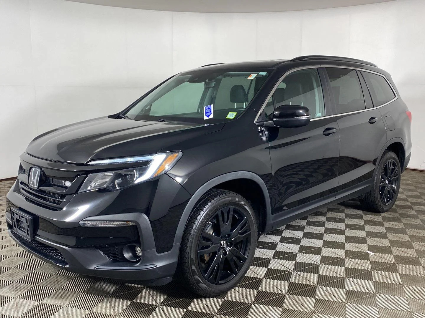 Used 2022 Crystal Black Pearl Honda Special Edition image 2