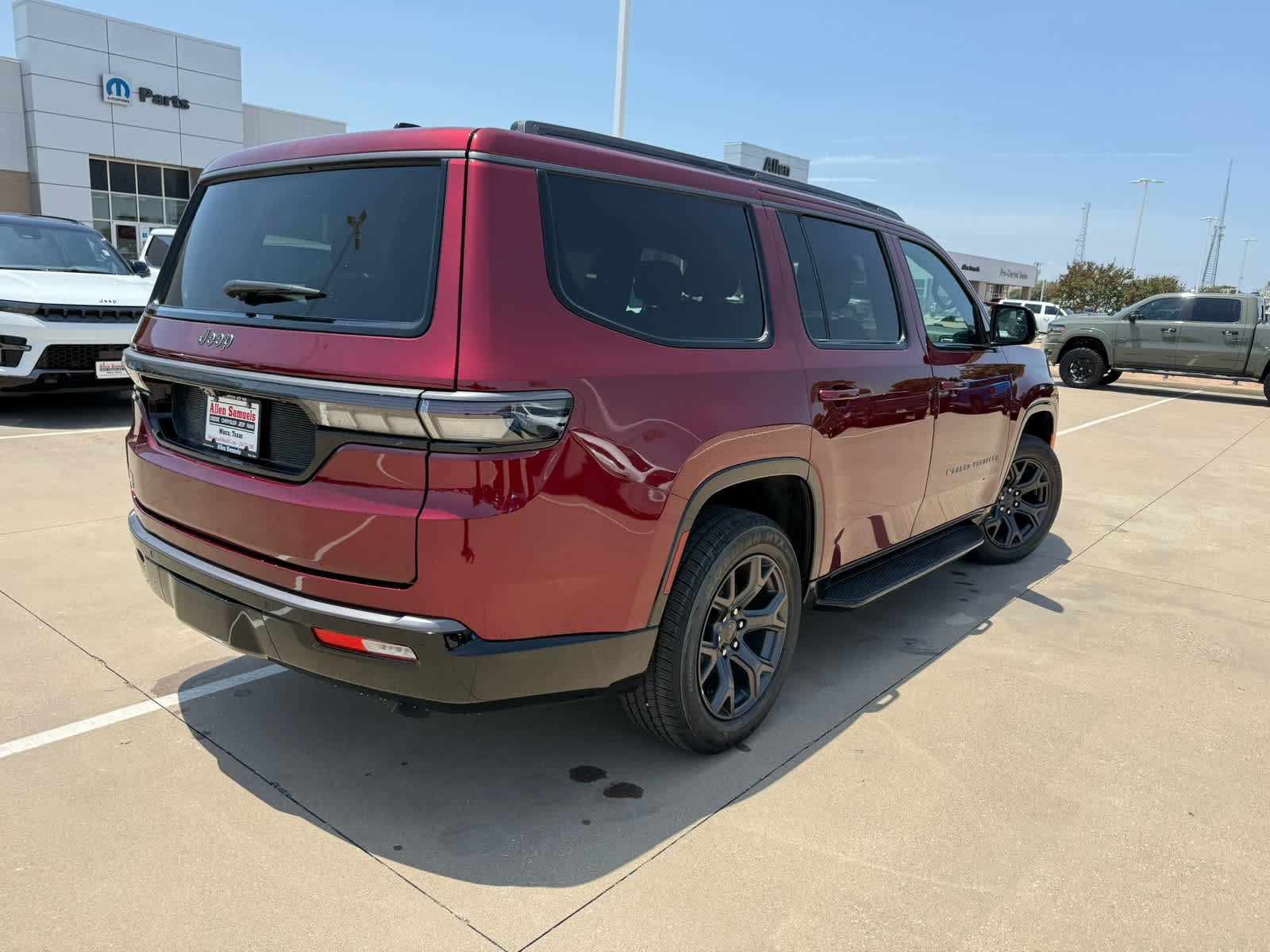 New 2026 Velvet Red Pearlcoat Jeep Limited Altitude image 6