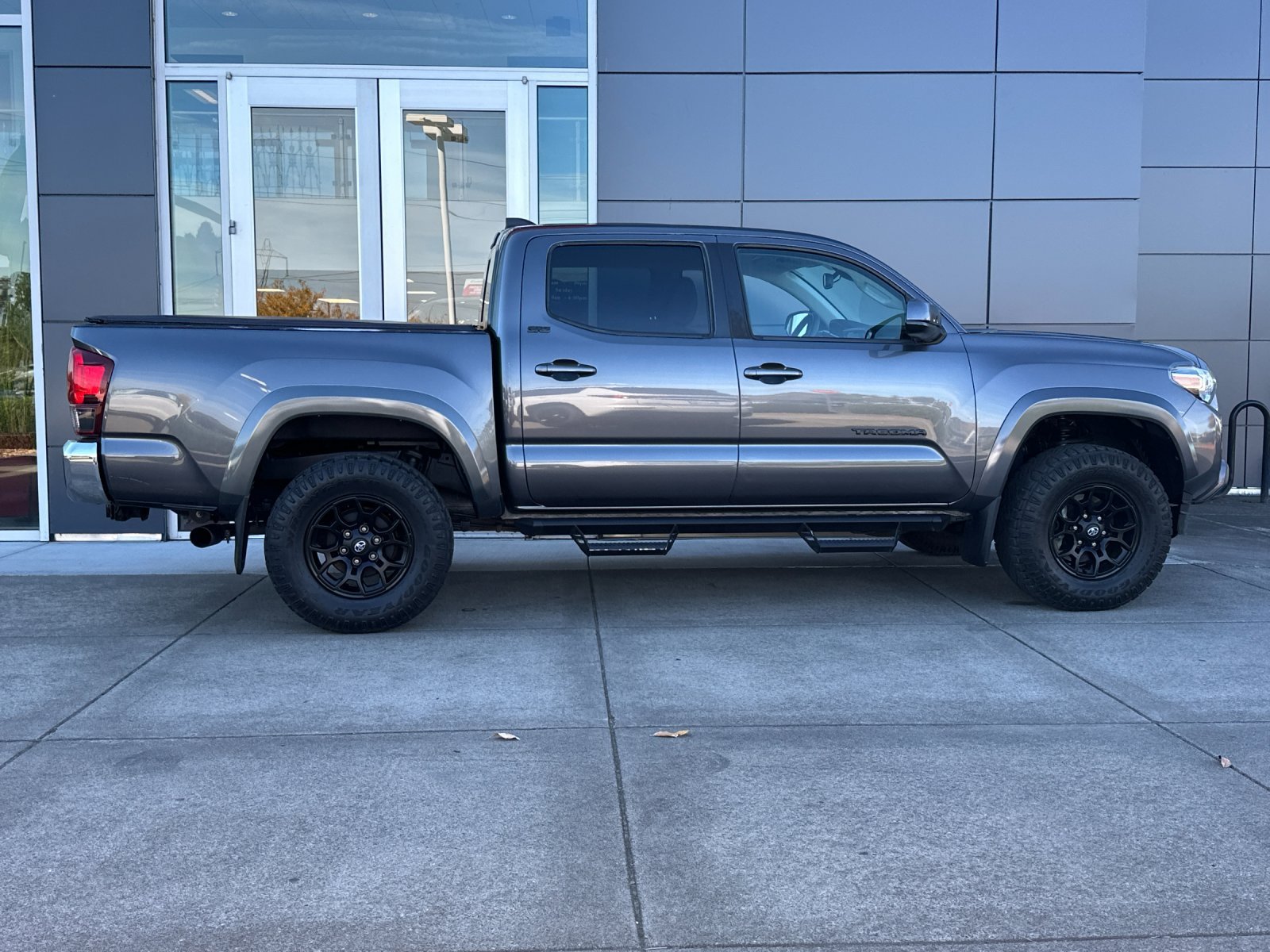 Used 2021 Magnetic Gray Metallic Toyota SR5 image 3