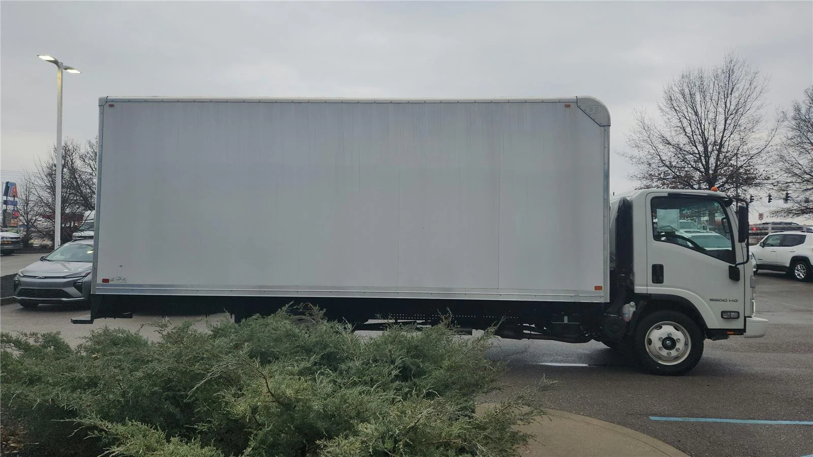 2025 Chevrolet Low Cab Forward's photo