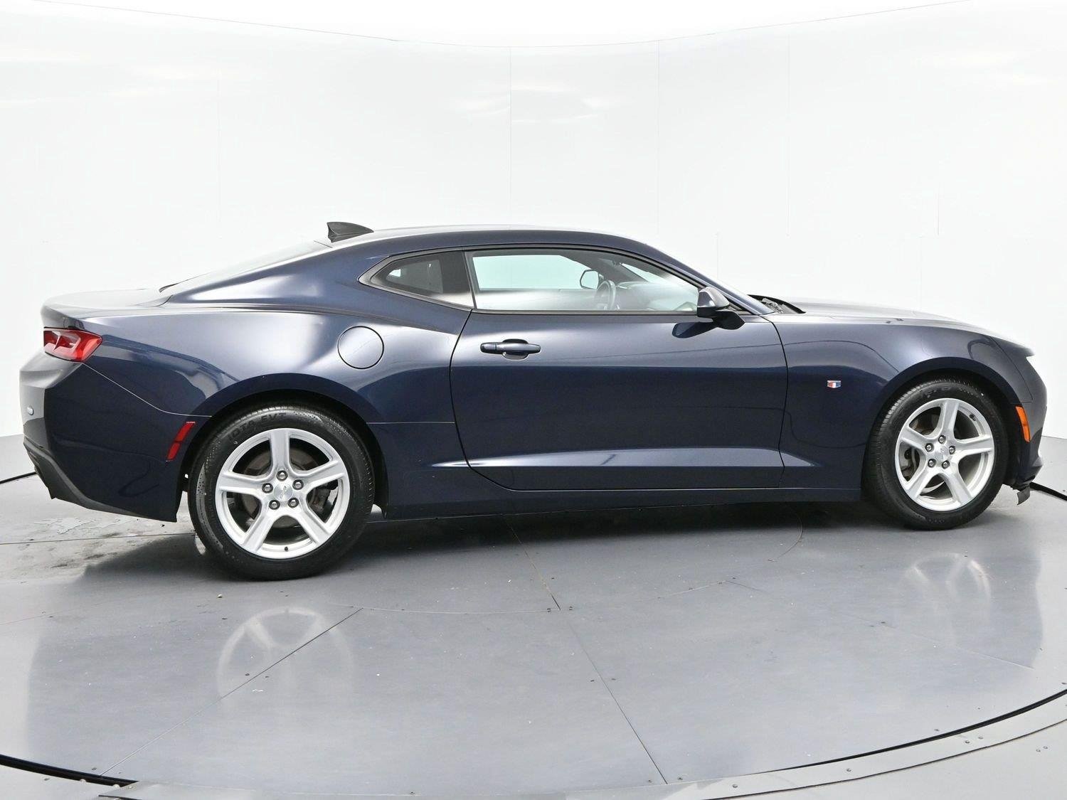 Used 2016 Blue Velvet Metallic Chevrolet 1LT image 8