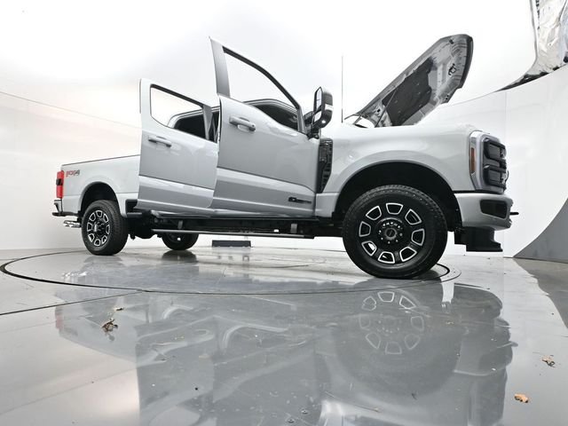 New 2026 Carbonized Gray Metallic Ford F-250® Platinum® image 34