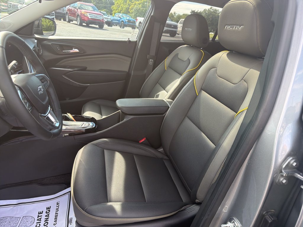 Used 2024 Gray Chevrolet ACTIV image 3