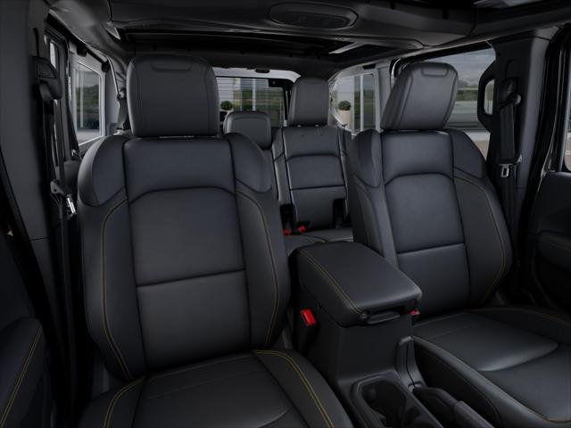 New 2025 Granite Crystal Metallic Clear-Coat Exterior Paint Jeep Sahara image 16