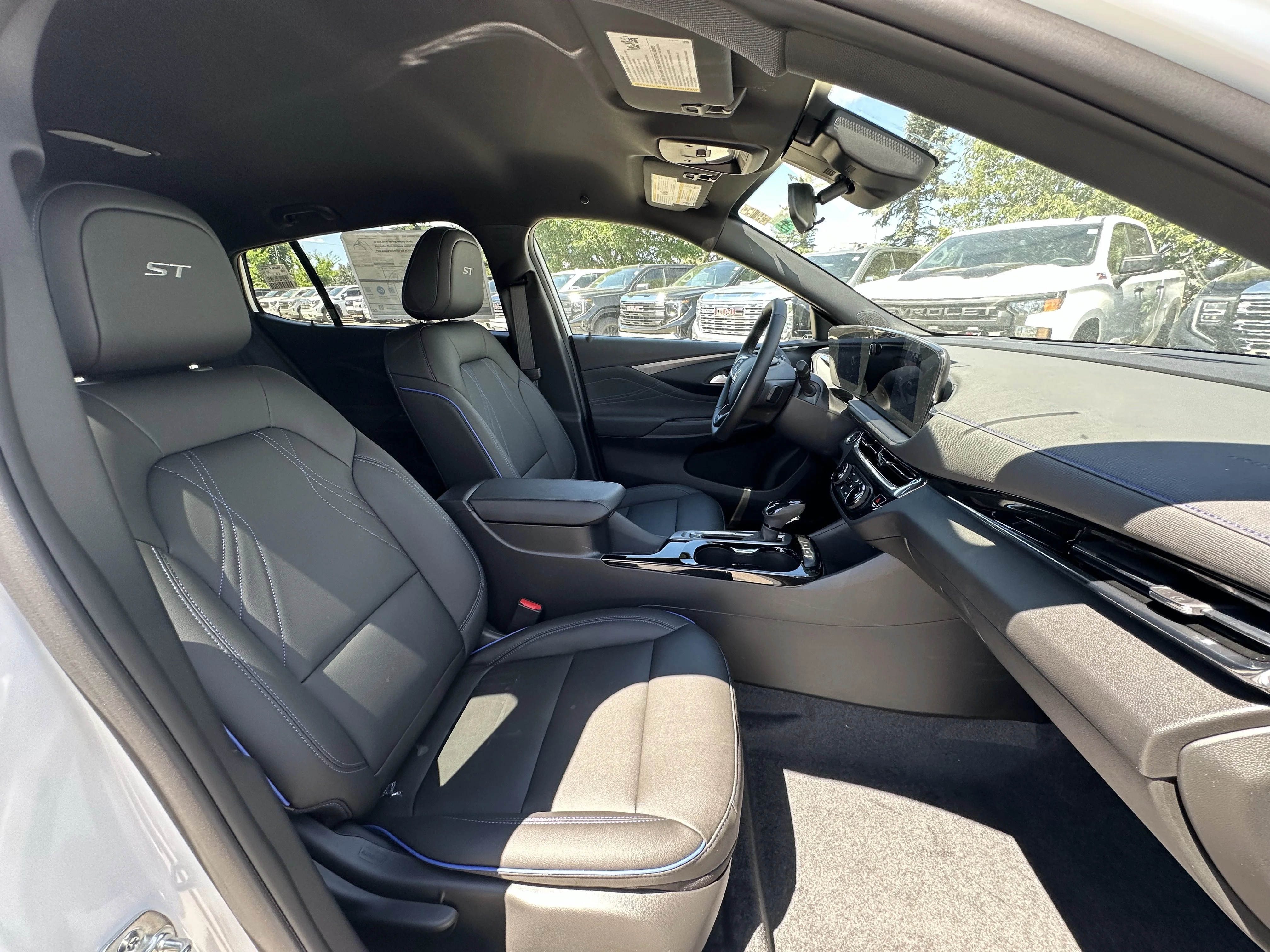 New 2026 Summit White Buick Sport Touring image 18