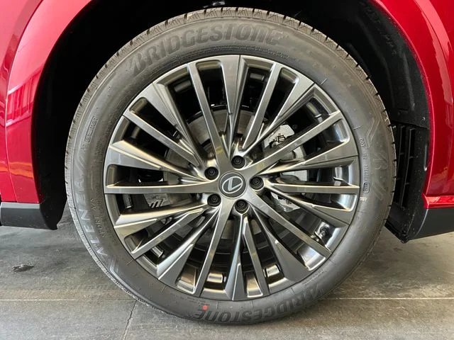 New 2026 Matador Red Mica Lexus 350h Luxury image 14