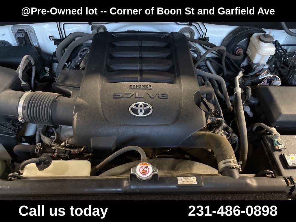 Used 2021 White Toyota SR5 image 7