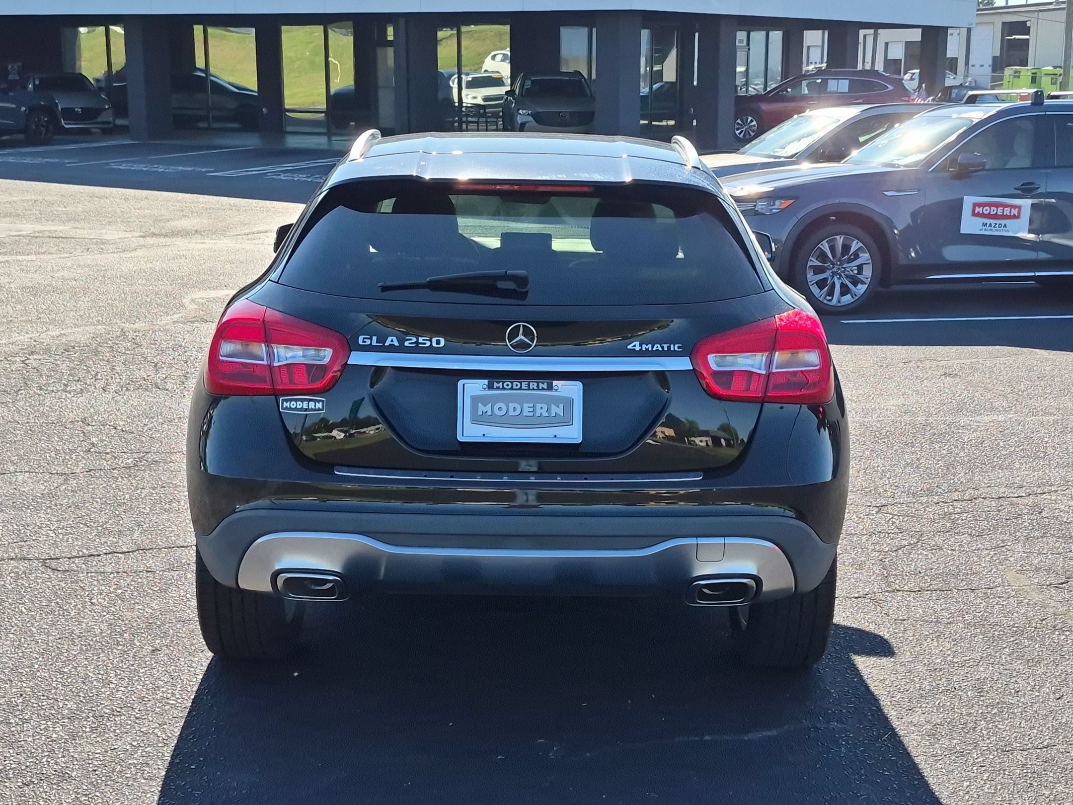 Used 2019 Cosmos Black Metallic Mercedes-Benz GLA 250 image 4