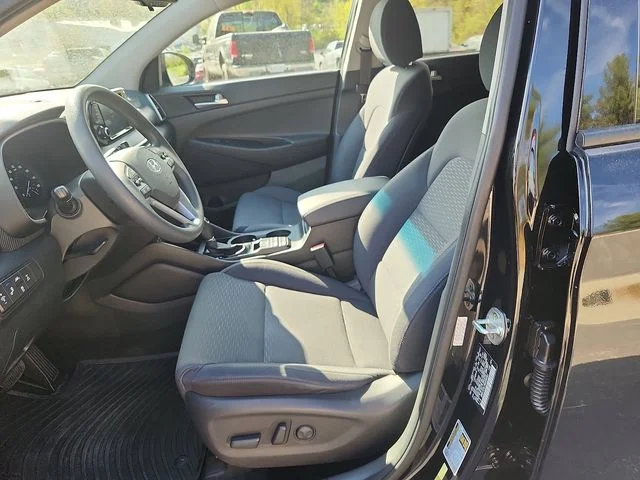 Used 2021 Black Hyundai SEL image 13