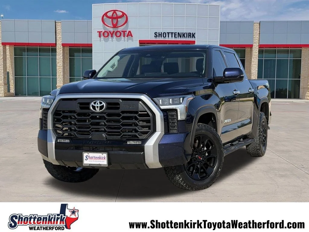 Used 2023  Toyota Limited image 1