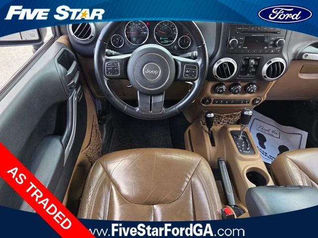 Used 2016 Silver Jeep Unlimited Sahara image 7
