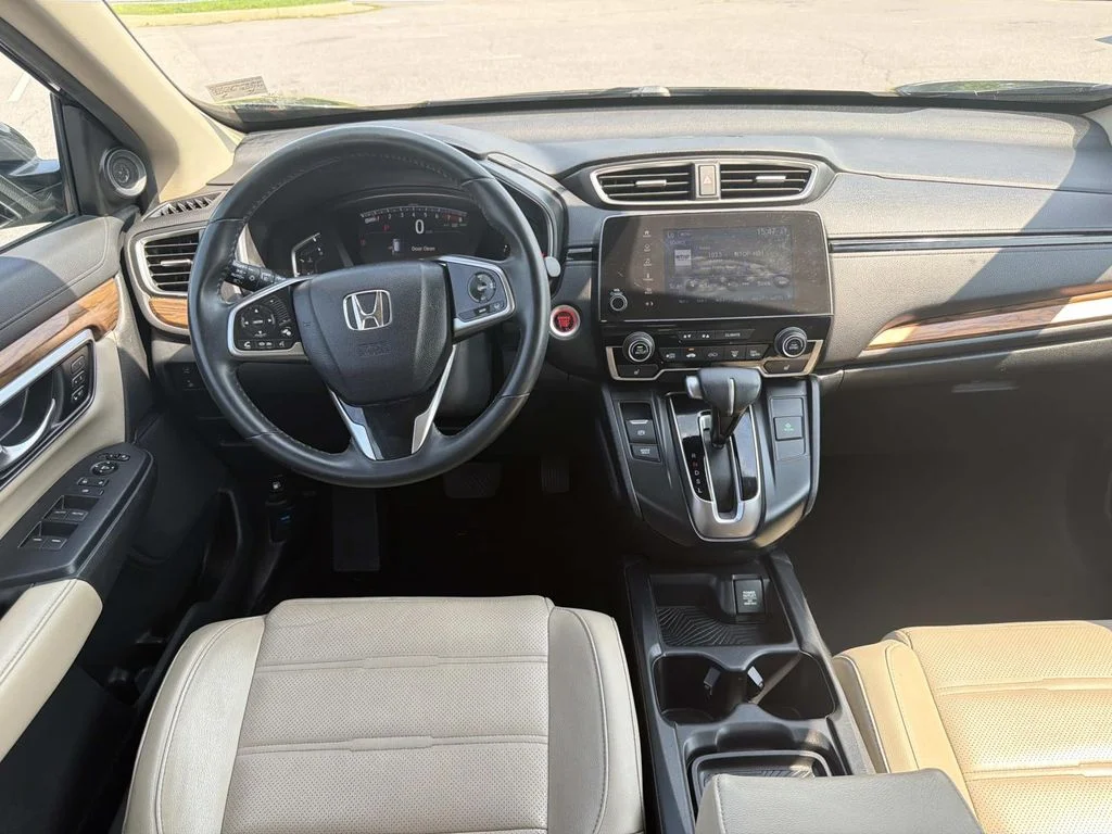 Used 2017 Honda CR-V Touring with VIN 2HKRW2H9XHH648688 for sale in Arlington, VA