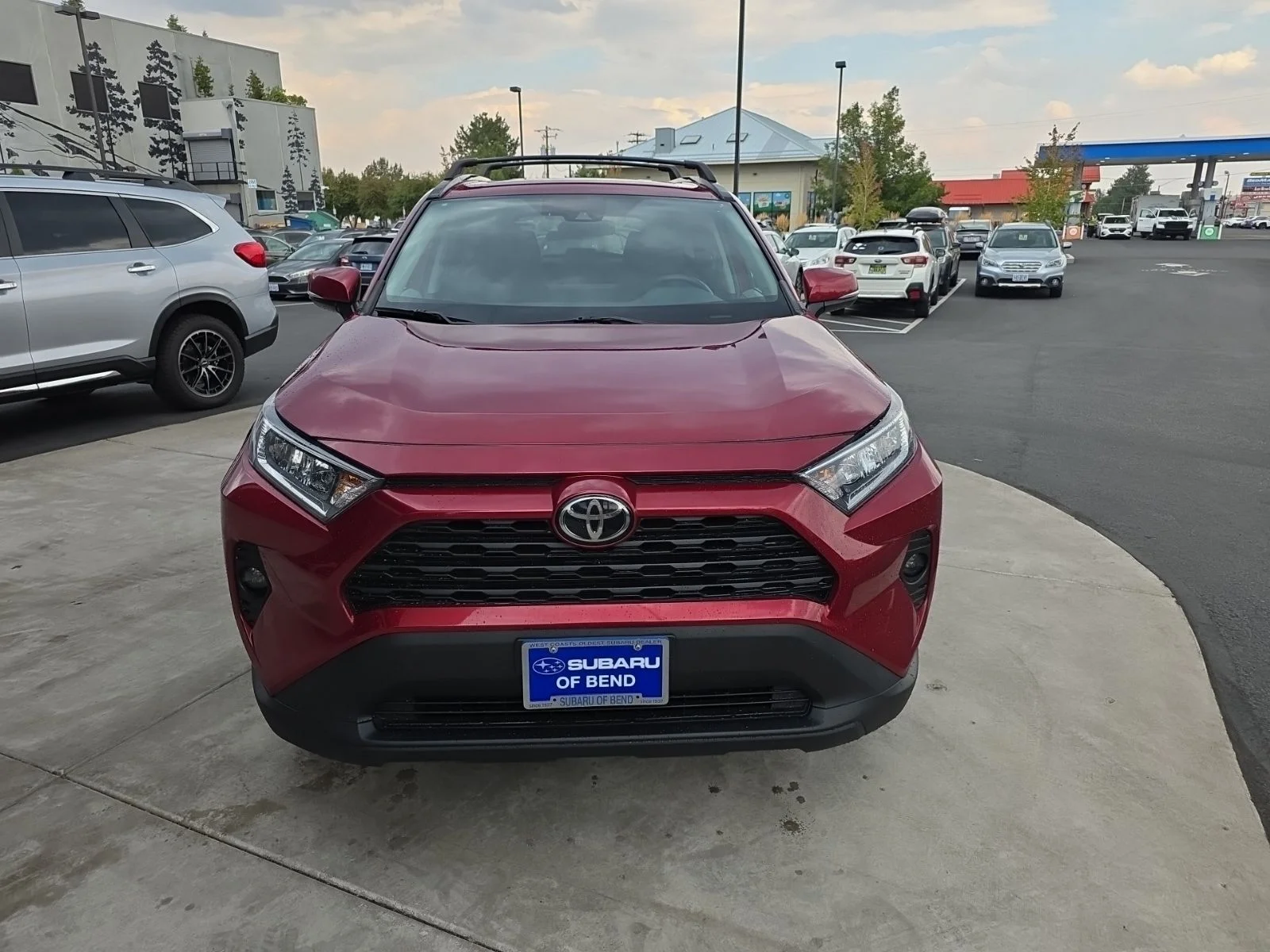 Used 2021 Pearl Toyota XLE image 2