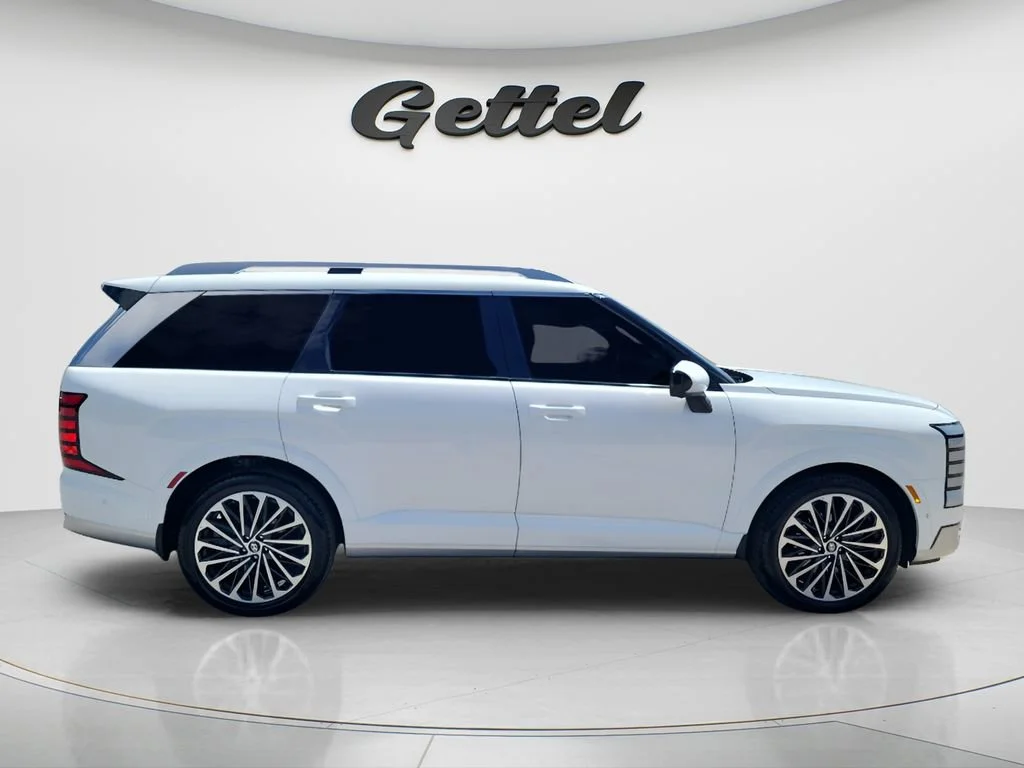 Used 2026 White Hyundai Calligraphy image 4