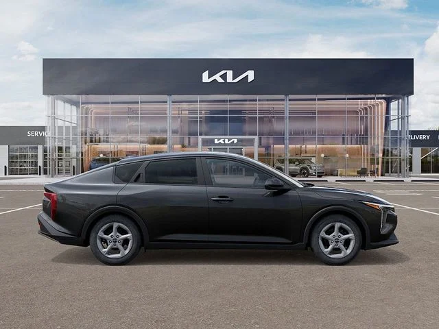 New 2025 Gray Kia LXS image 8
