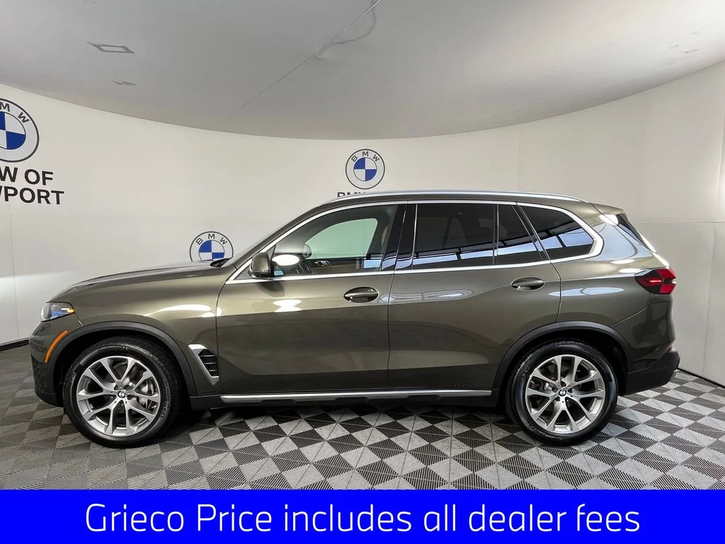 Certified Used 2024 Green Metallic BMW xDrive40i image 11