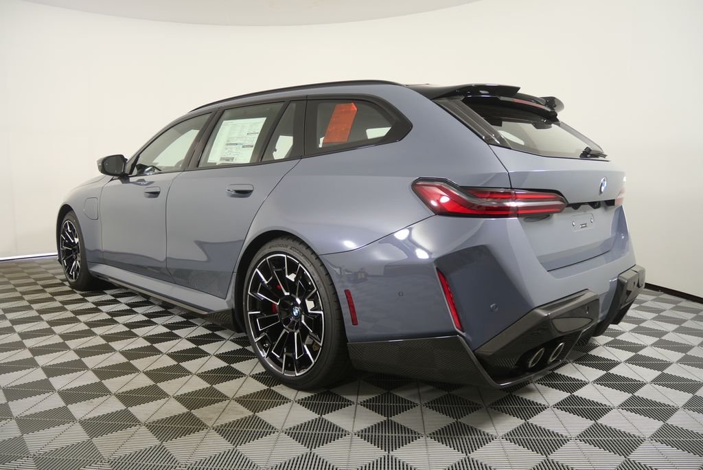 New 2027 Storm Bay Metallic BMW Base image 5