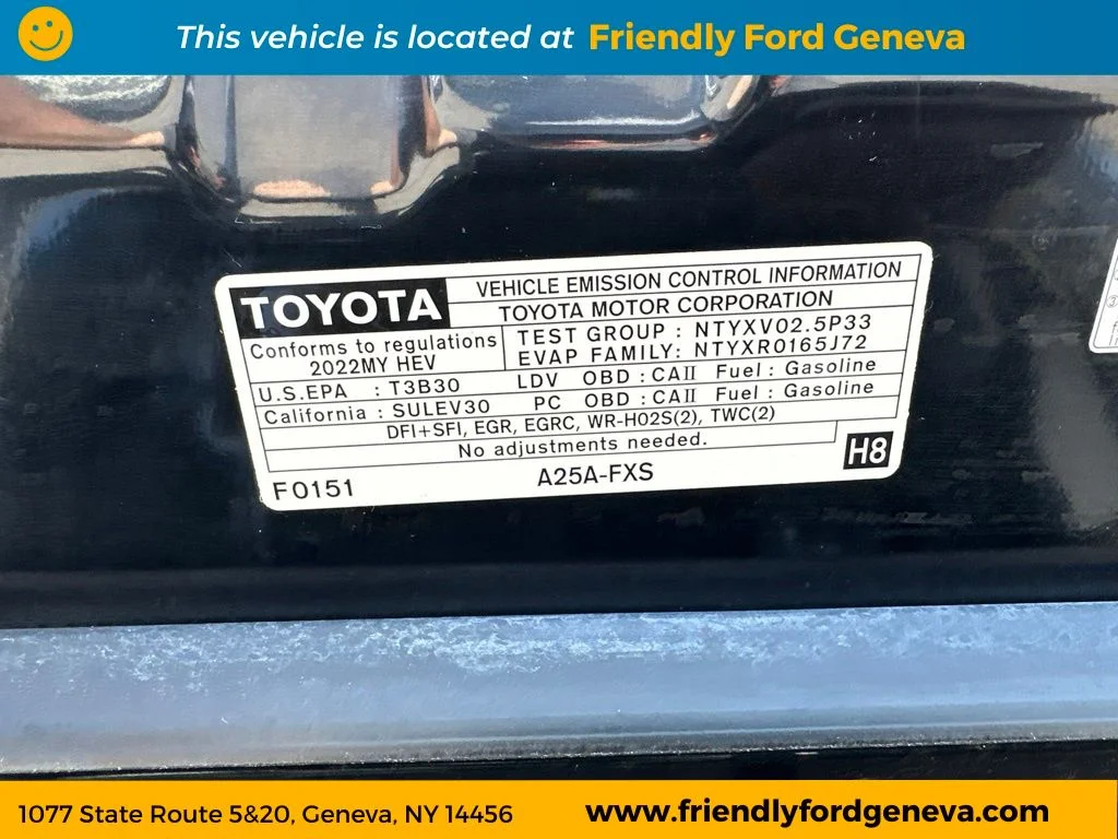Used 2022 Midnight Black Metallic Toyota XLE image 24