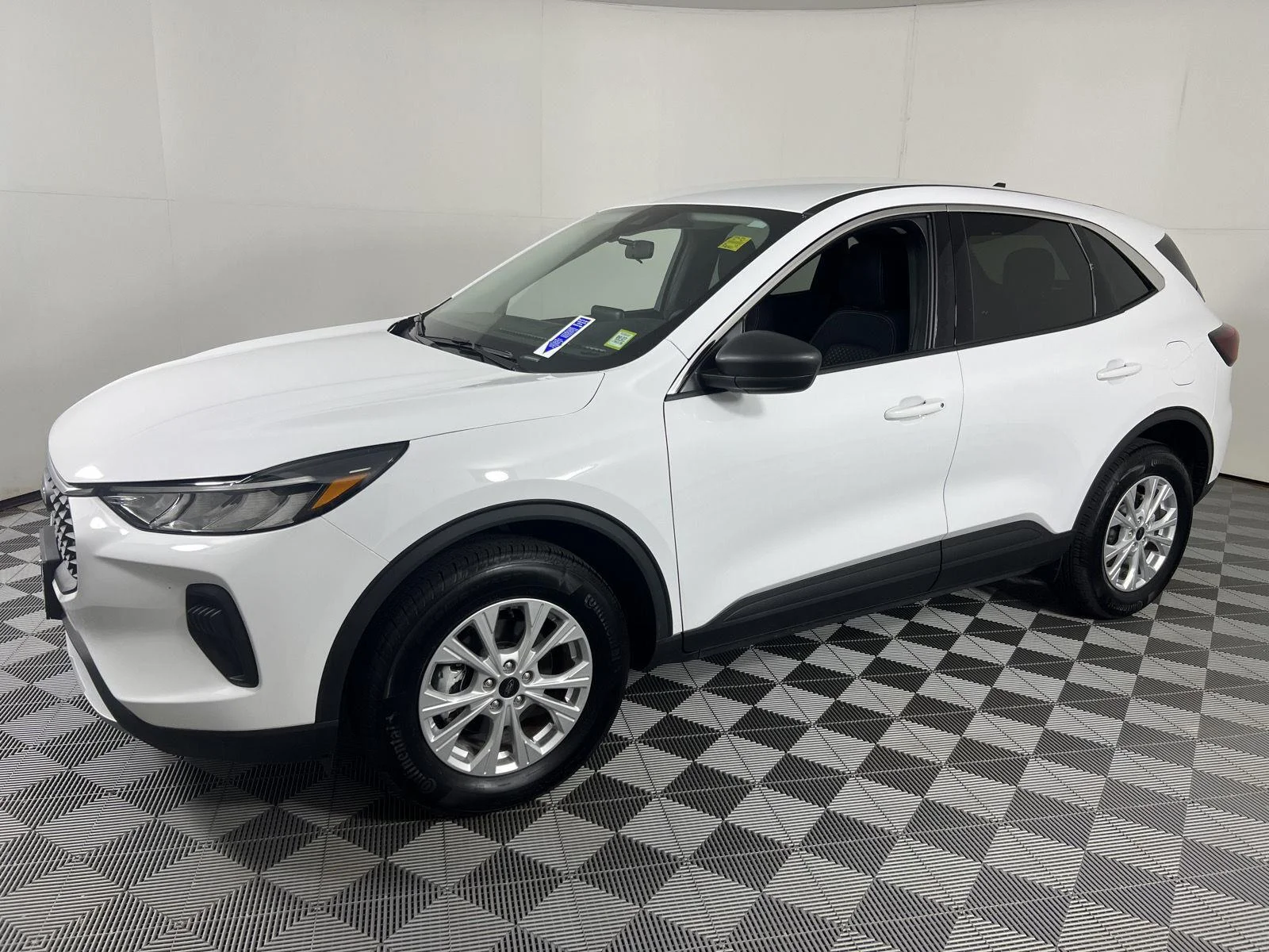 Certified Used 2024 Oxford White Ford Active image 6