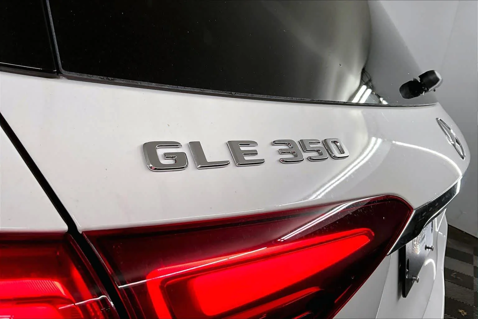 New 2026 Polar White Mercedes-Benz GLE 350 image 7