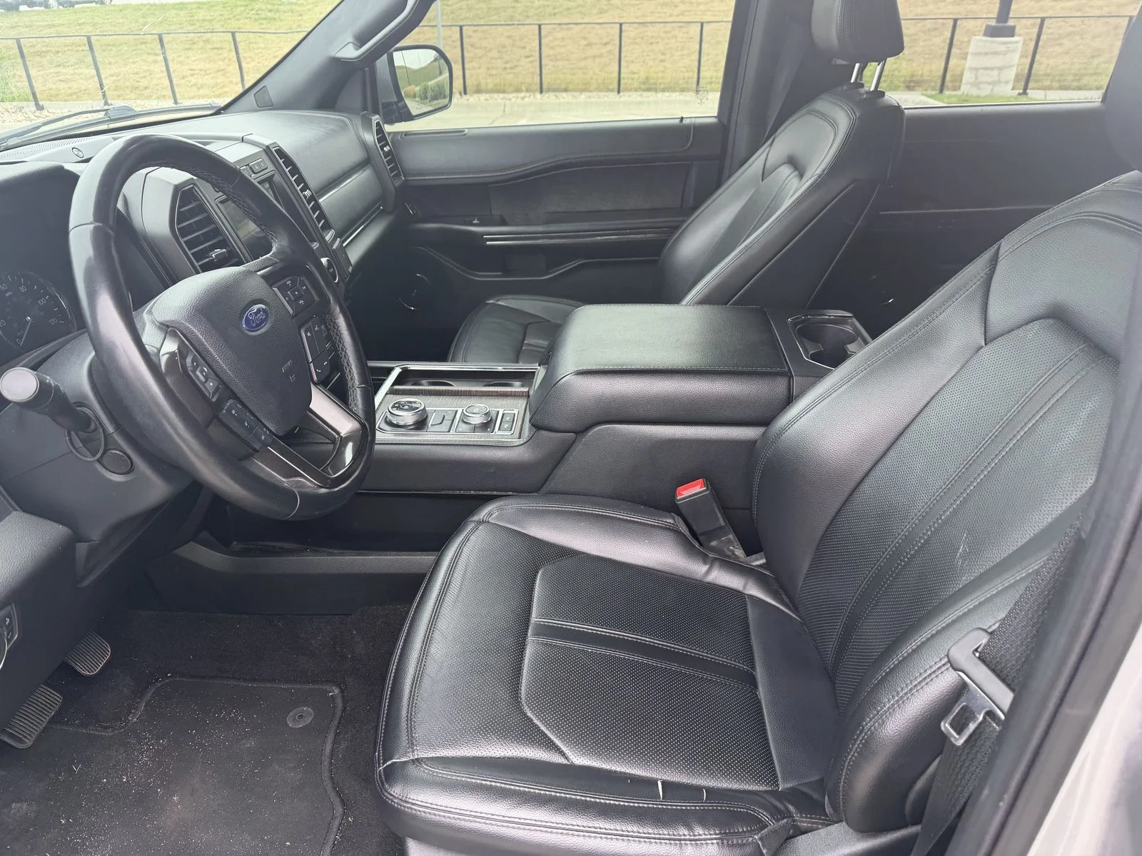 Used 2021 Silver Ford Limited image 5