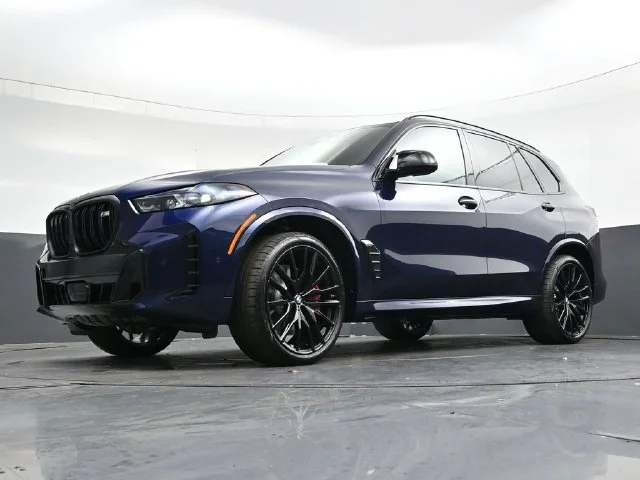 Certified Used 2026 Blue BMW M60i image 35
