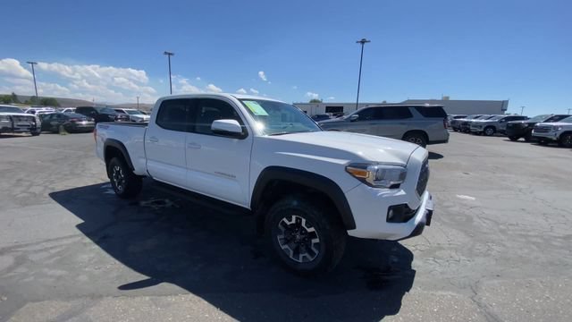 Used 2019 Super White Toyota SR5 image 2