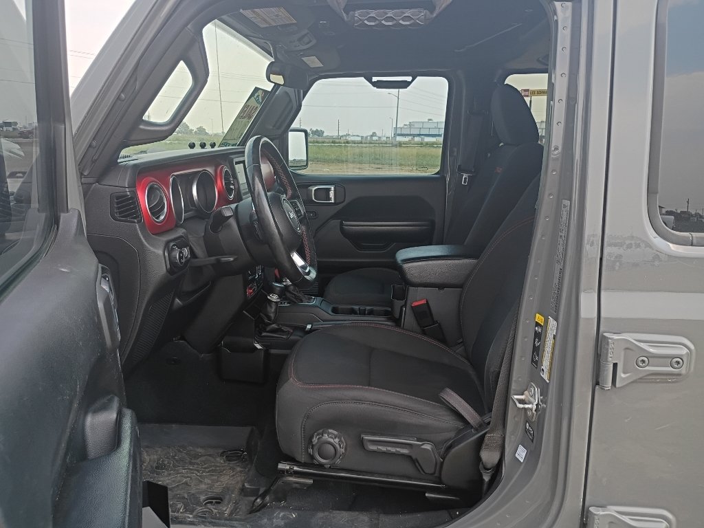 Used 2021 Granite Crystal Metallic Clearcoat Jeep Rubicon image 20
