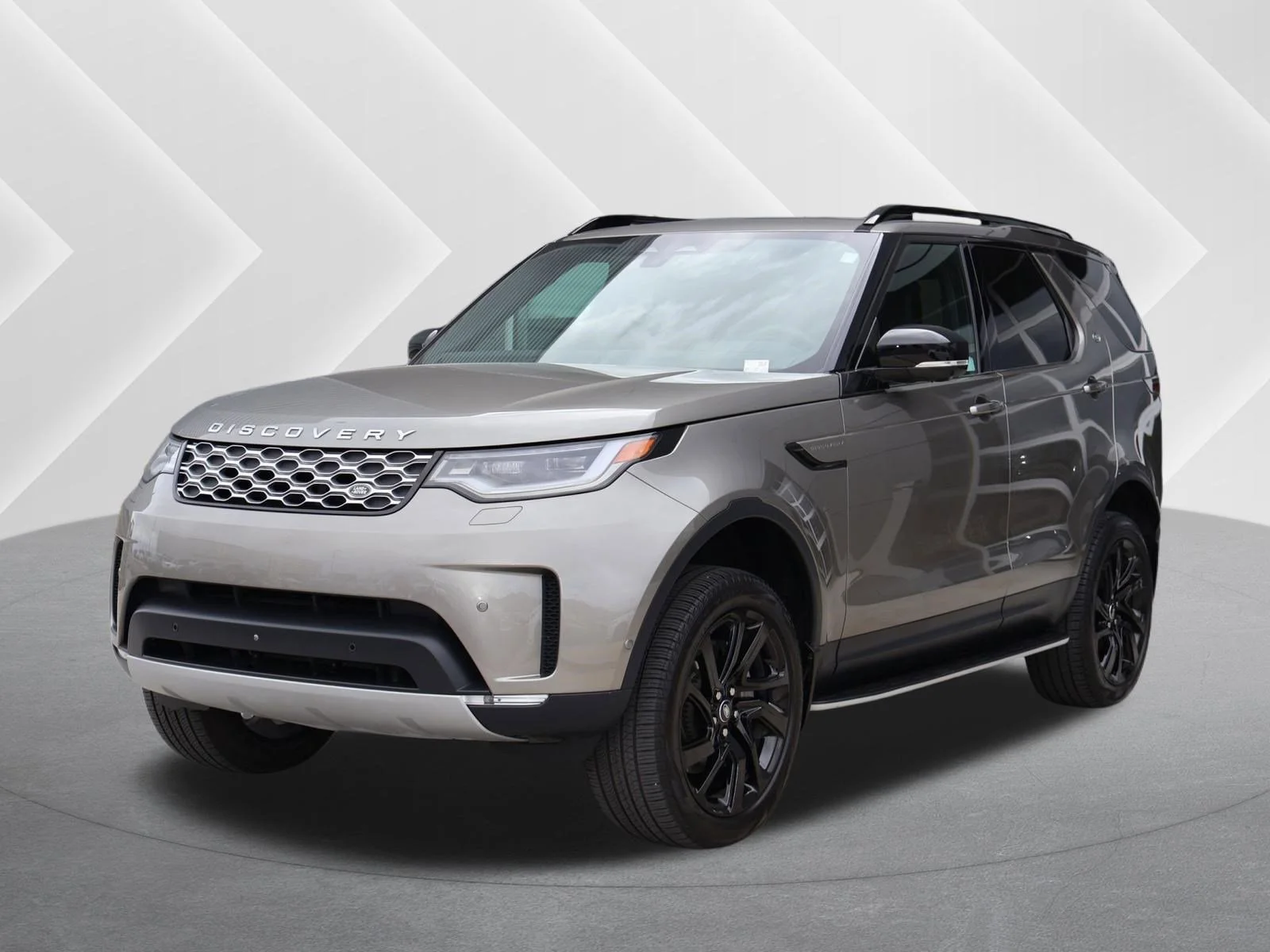 2025 Land Rover Discovery P300 S's photo
