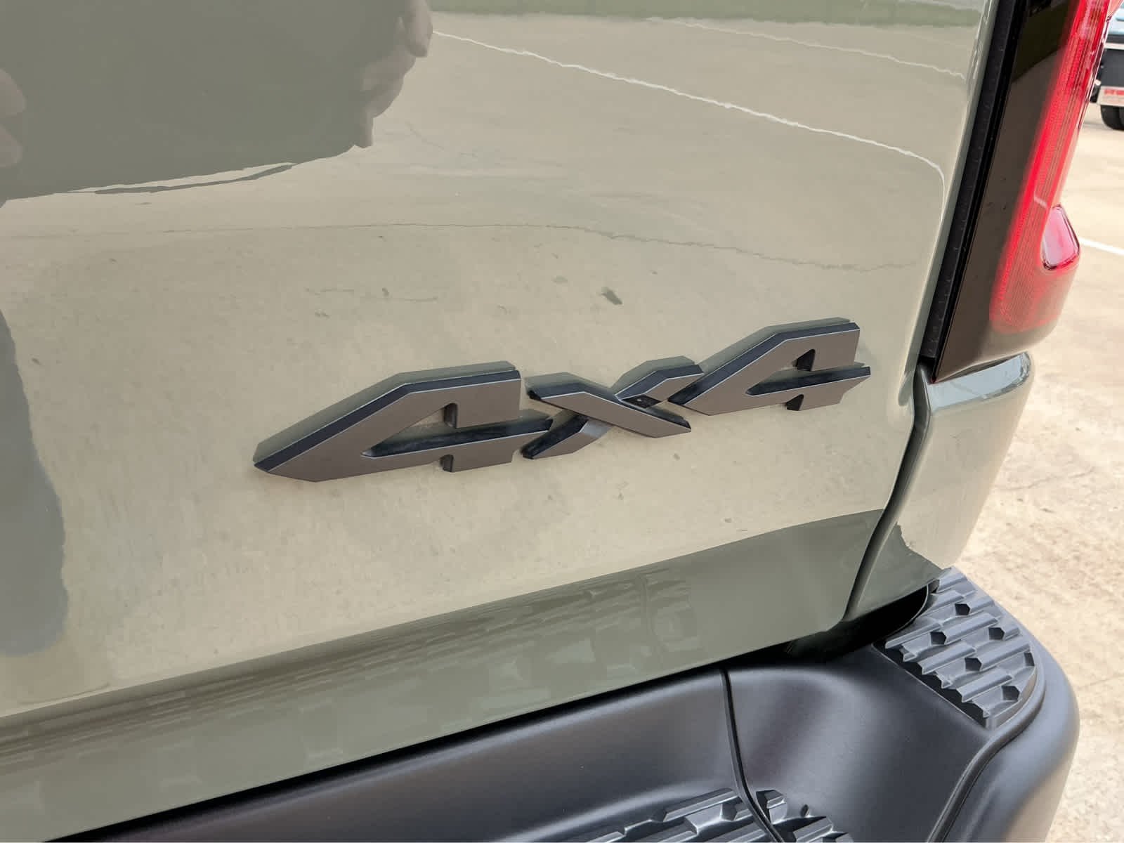 2026 RAM 1500 Rebel - Photo 10