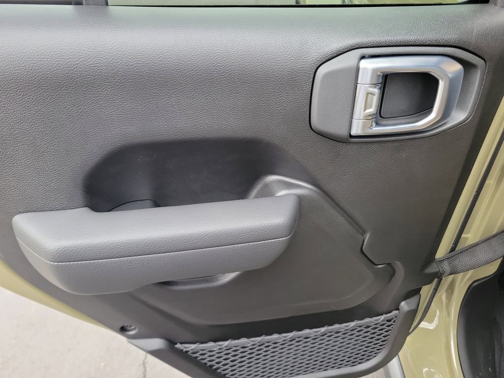 New 2026 41 Jeep Sahara image 26