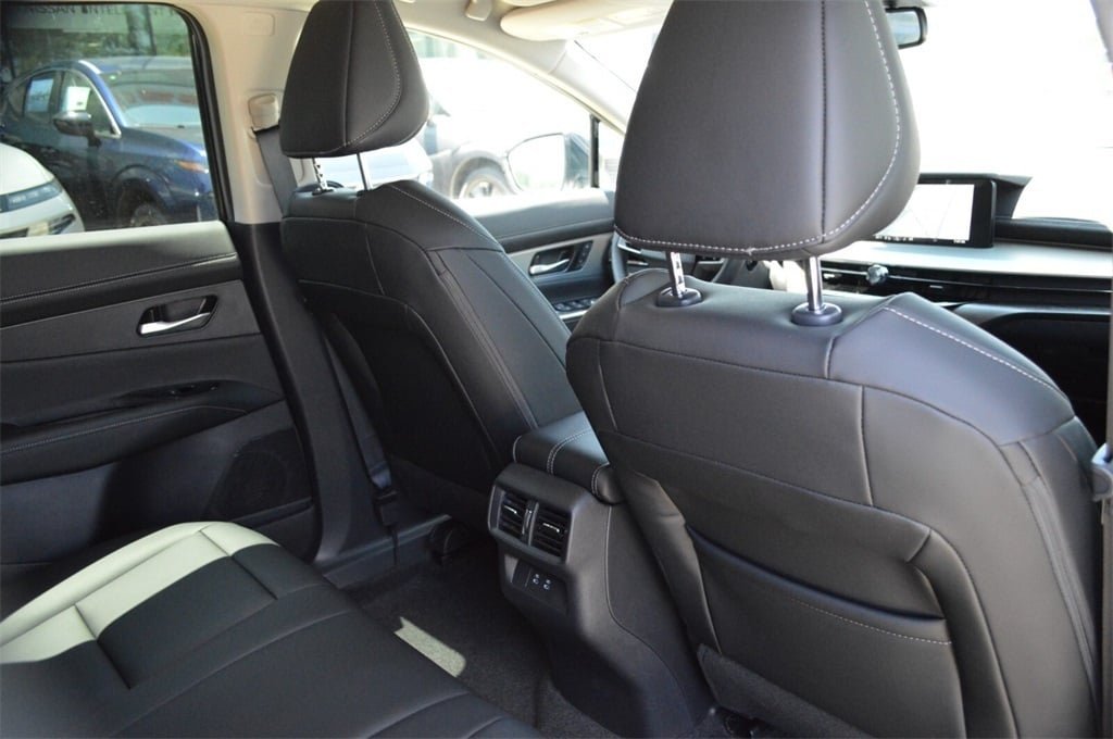 2025 Nissan Murano SL - Photo 22